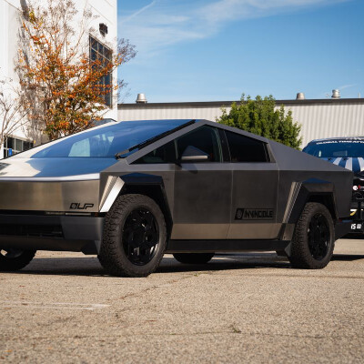 Tesla Cybertruck – Komplikációk a dísztárcsa körül