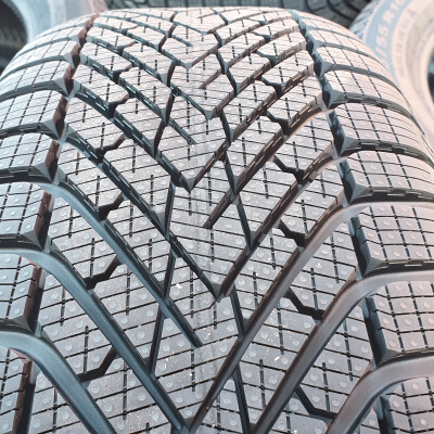 PIRELLI Cinturato Winter 2